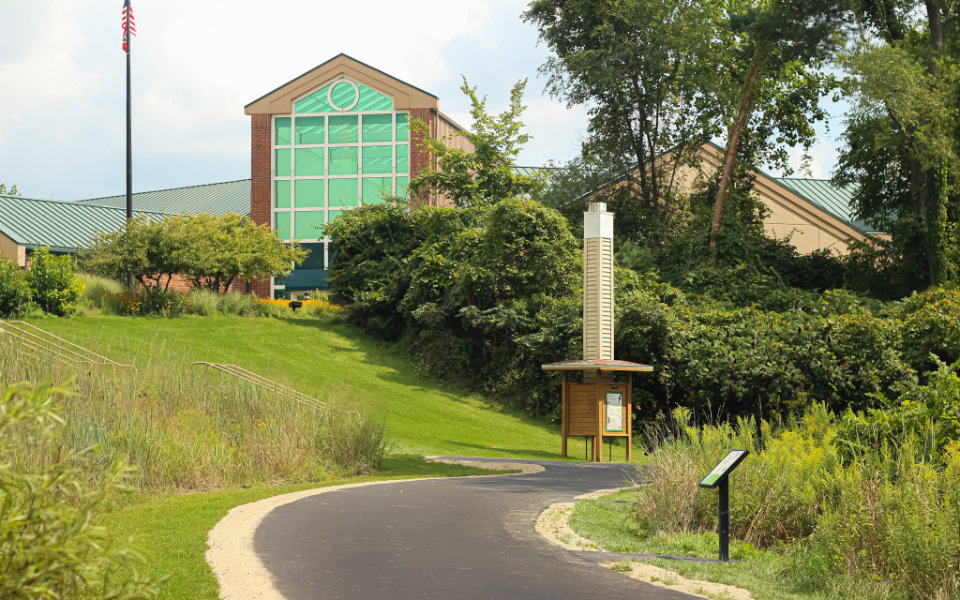 Sippo Lake Trail_Exploration Gateway with asphalt_VW